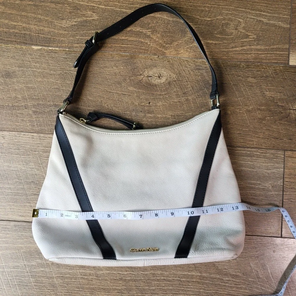 Calvin Klein Cream Black Pebbled Leather Hobo Shoulder Bag Gold Hardware